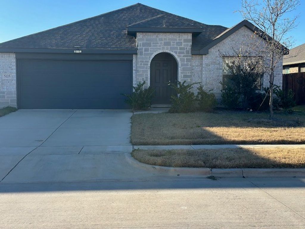 505 Bermuda Avenue, Lancaster, TX 75146