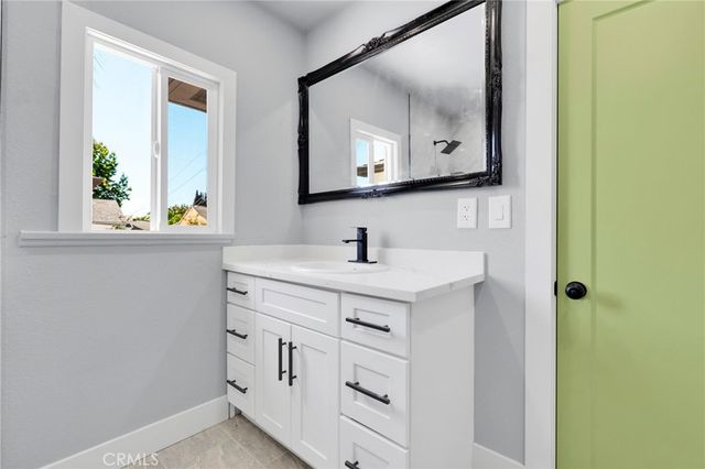 701 N Harbor, Anaheim, CA 92805