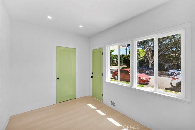 701 N Harbor, Anaheim, CA 92805