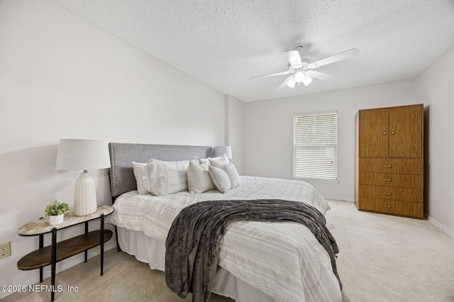 1879 OAK WATER Drive, Jacksonville, FL 32225