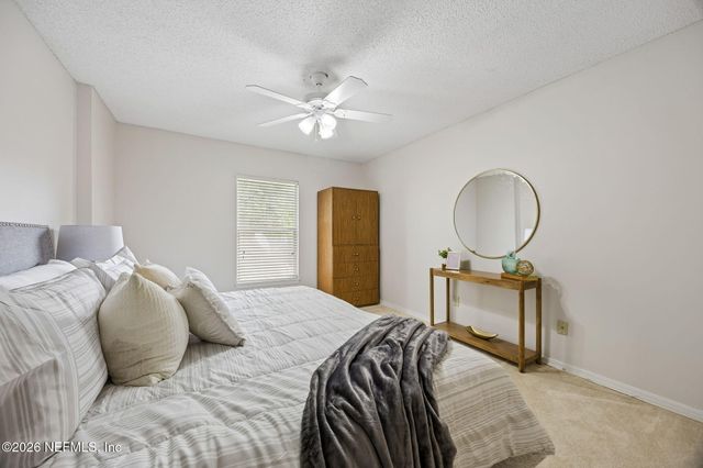 1879 OAK WATER Drive, Jacksonville, FL 32225