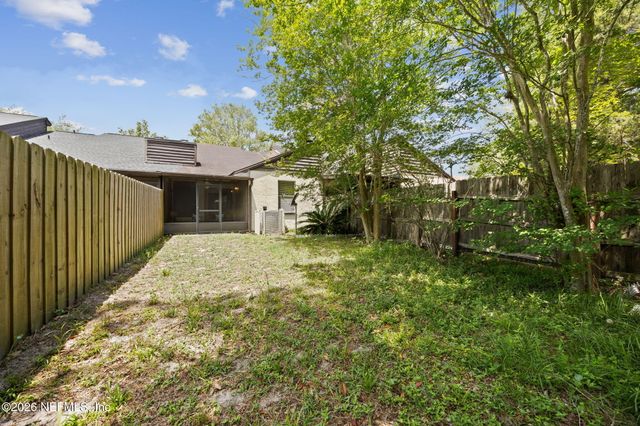 1879 OAK WATER Drive, Jacksonville, FL 32225