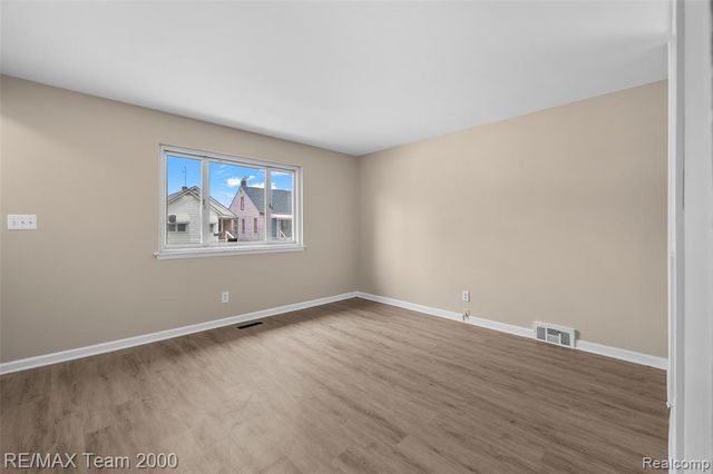 12846 Georgiana Avenue, Warren, MI 48089