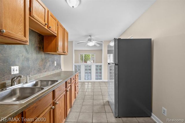 12846 Georgiana Avenue, Warren, MI 48089