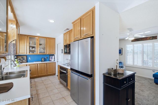 761 LEISURE WORLD --, Mesa, AZ 85206