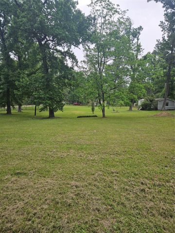 22048 Caney Drive, New Caney, TX 77357