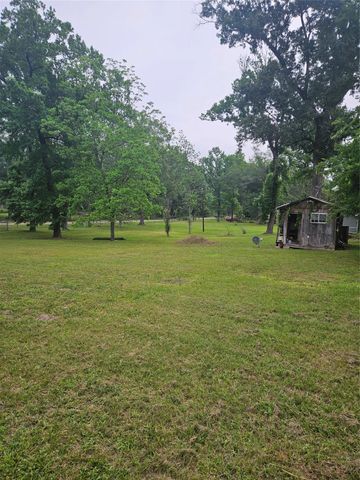22048 Caney Drive, New Caney, TX 77357