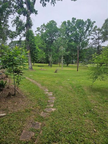 22048 Caney Drive, New Caney, TX 77357