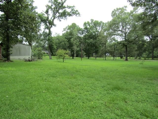 22048 Caney Drive, New Caney, TX 77357