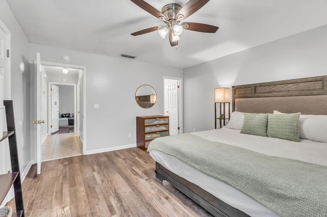 1238 Wenlon Dr, Murfreesboro, TN 37130