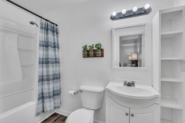 1238 Wenlon Dr, Murfreesboro, TN 37130