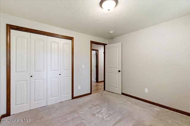 4761 E Woodland DR, Post Falls, ID 83854