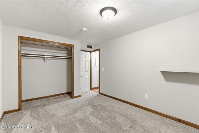 4761 E Woodland DR, Post Falls, ID 83854