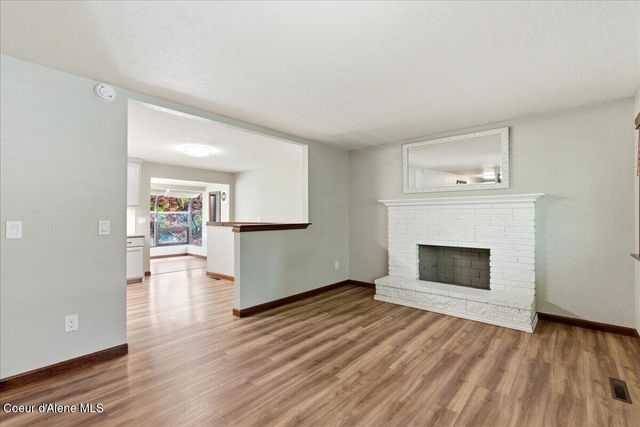 4761 E Woodland DR, Post Falls, ID 83854