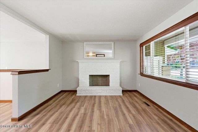 4761 E Woodland DR, Post Falls, ID 83854