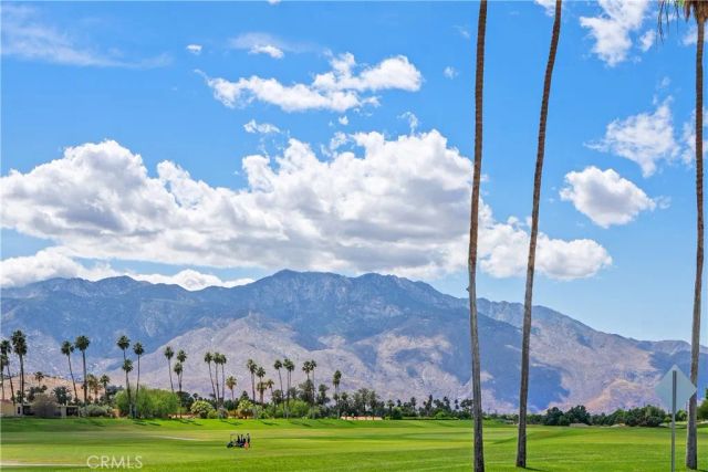 2010 Lawrence Crossley, Palm Springs, CA 92264
