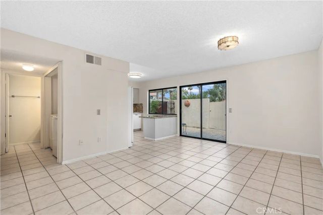 2010 Lawrence Crossley, Palm Springs, CA 92264