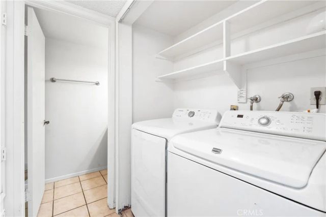 2010 Lawrence Crossley, Palm Springs, CA 92264
