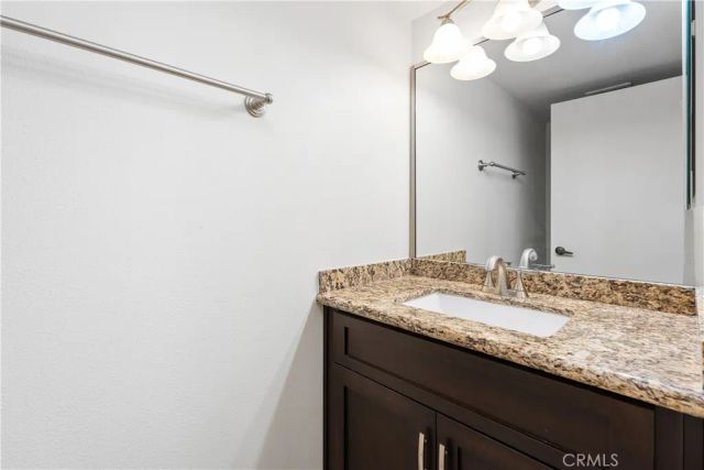 2010 Lawrence Crossley, Palm Springs, CA 92264