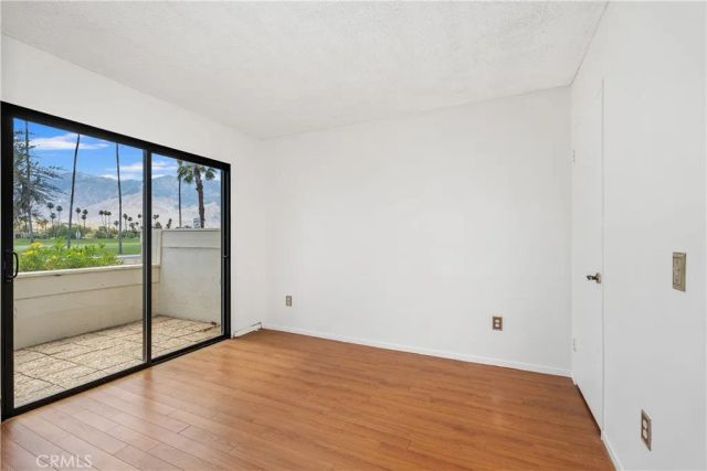 2010 Lawrence Crossley, Palm Springs, CA 92264