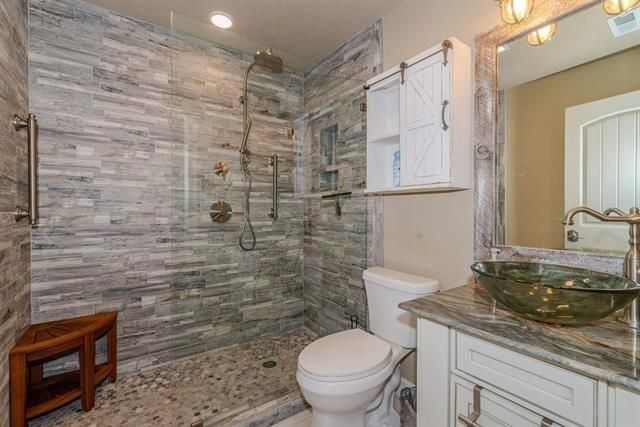 580 Pleasure Island Boulevard 120, Port Arthur, TX 77640
