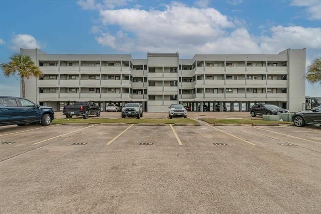 580 Pleasure Island Boulevard 120, Port Arthur, TX 77640