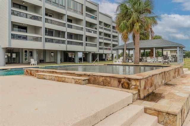 580 Pleasure Island Boulevard 120, Port Arthur, TX 77640