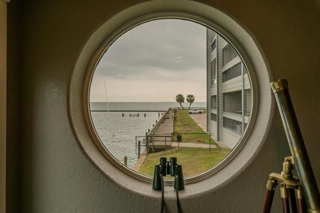 580 Pleasure Island Boulevard 120, Port Arthur, TX 77640
