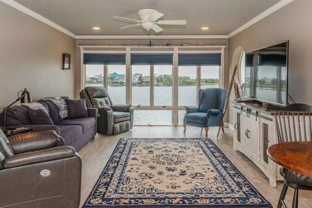 580 Pleasure Island Boulevard 120, Port Arthur, TX 77640