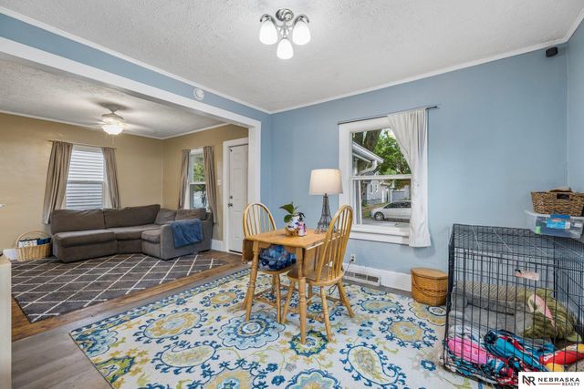 1350 Chautauqua Avenue, Lincoln, NE 68510