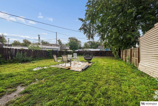 1350 Chautauqua Avenue, Lincoln, NE 68510