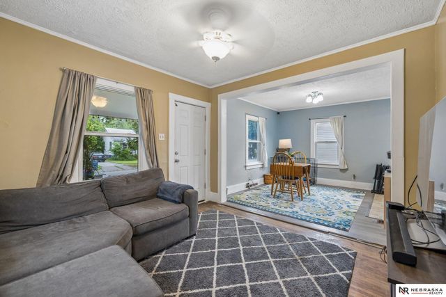 1350 Chautauqua Avenue, Lincoln, NE 68510