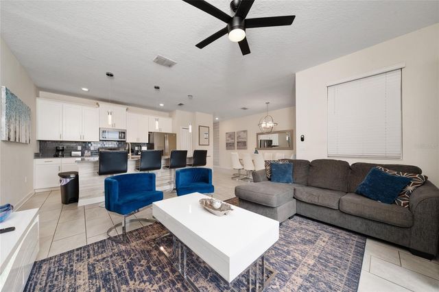 8991 CABOT CLIFFS DRIVE, Davenport, FL 33896