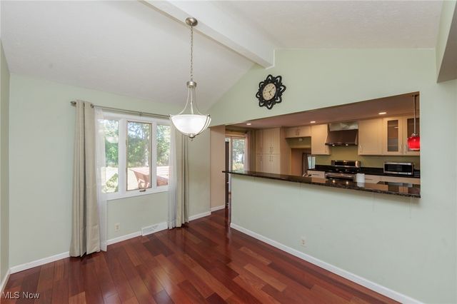 25111 S Woodland Road, Beachwood, OH 44122