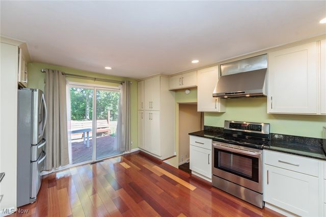 25111 S Woodland Road, Beachwood, OH 44122