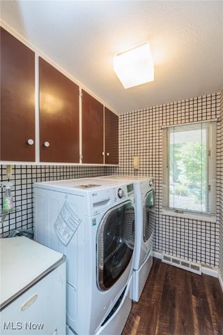 25111 S Woodland Road, Beachwood, OH 44122