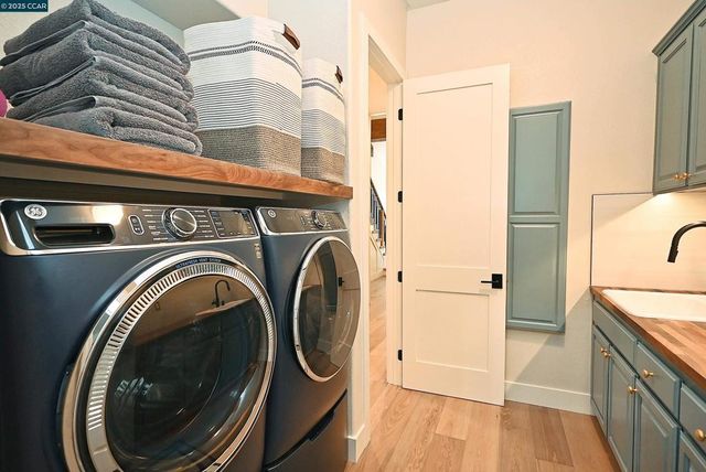 1239 Sunrise Ridge Dr, Lafayette, CA 94549