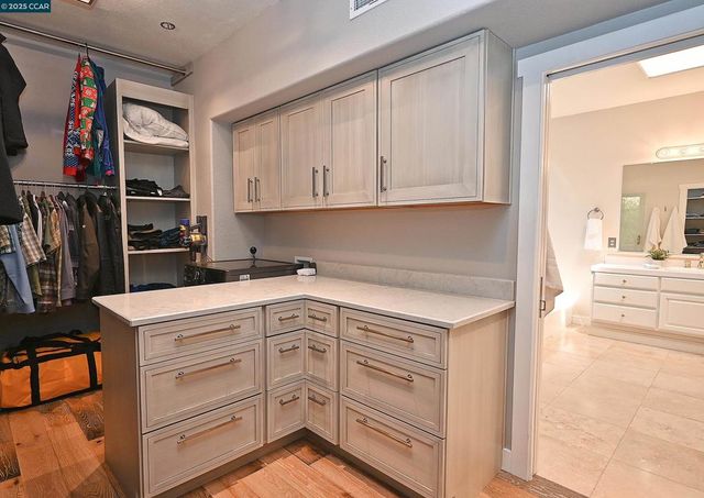 1239 Sunrise Ridge Dr, Lafayette, CA 94549