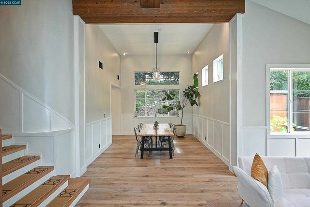 1239 Sunrise Ridge Dr, Lafayette, CA 94549