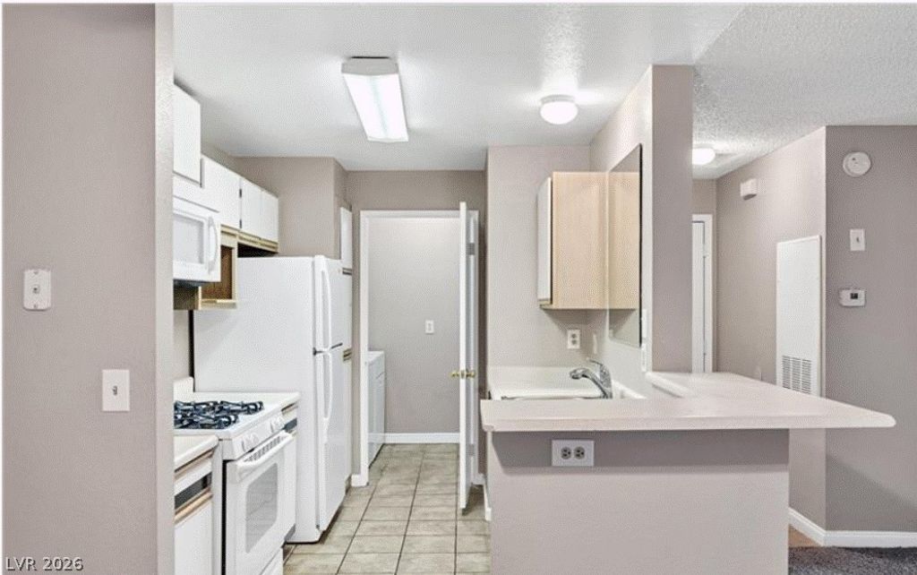 2200 South Fort Apache Road 2049, Las Vegas, NV 89117 — photo 5
