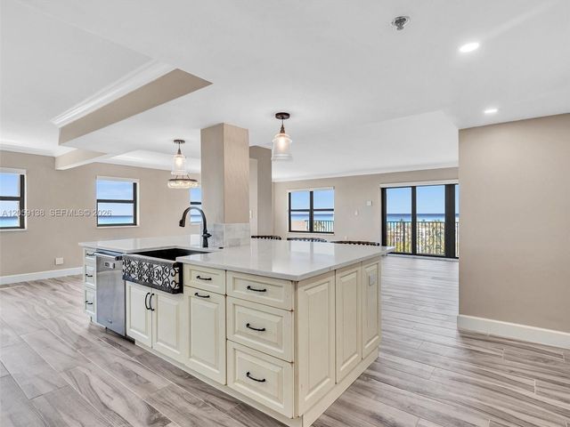 1201 S Ocean Dr 802S, Hollywood, FL 33019