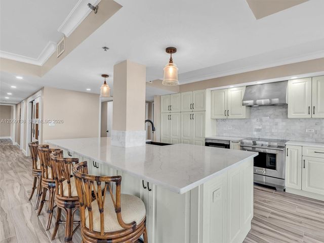 1201 S Ocean Dr 802S, Hollywood, FL 33019