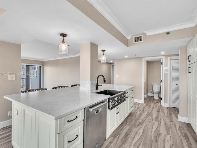 1201 S Ocean Dr 802S, Hollywood, FL 33019