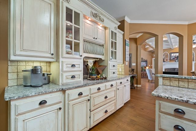 2829 Donnybrook Drive, Burleson, TX 76028