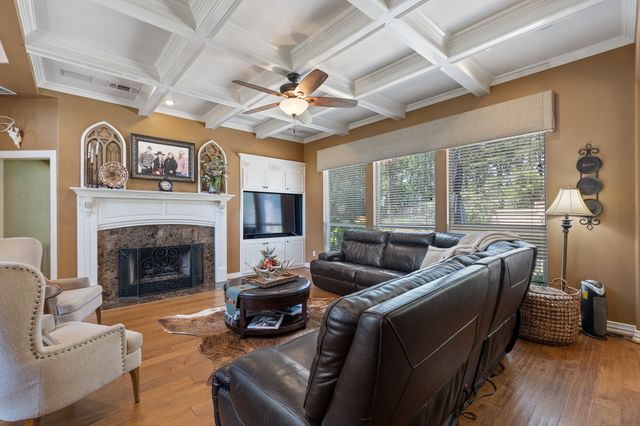 2829 Donnybrook Drive, Burleson, TX 76028