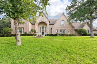 2829 Donnybrook Drive, Burleson, TX 76028