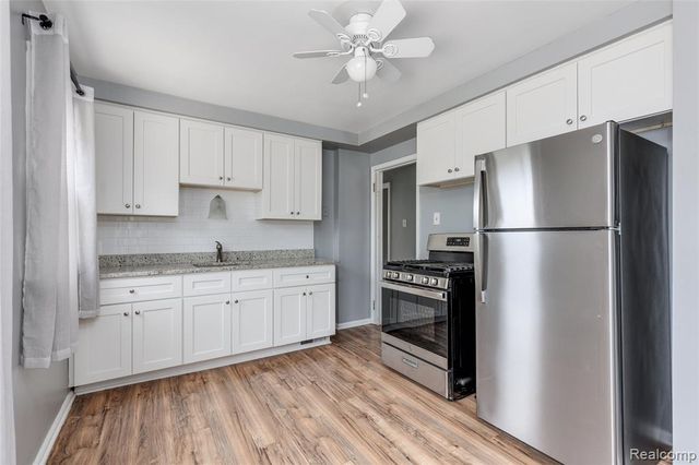 15738 Frazho Road, Roseville, MI 48066