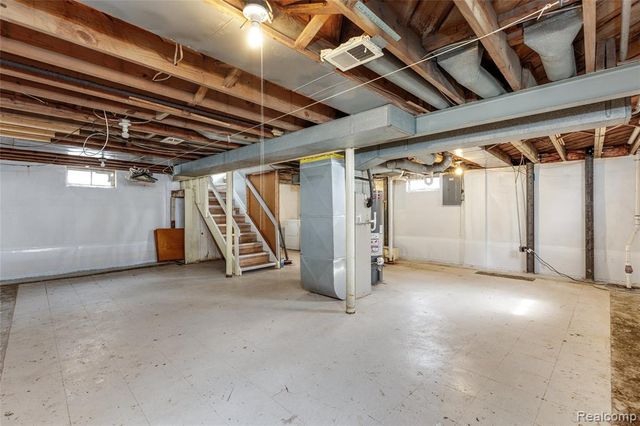 15738 Frazho Road, Roseville, MI 48066