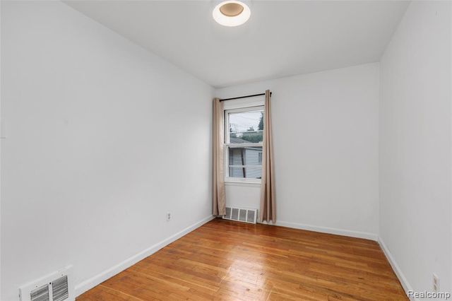 15738 Frazho Road, Roseville, MI 48066