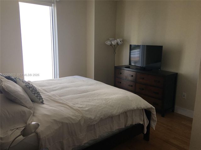 185 SW 7th St 1511, Miami, FL 33130